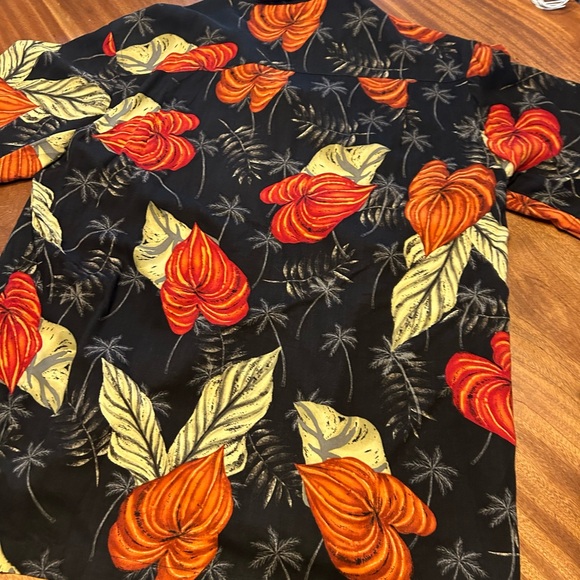 Ron C Hawaiian L Hawaiian Shirt - Picture 2 of 3